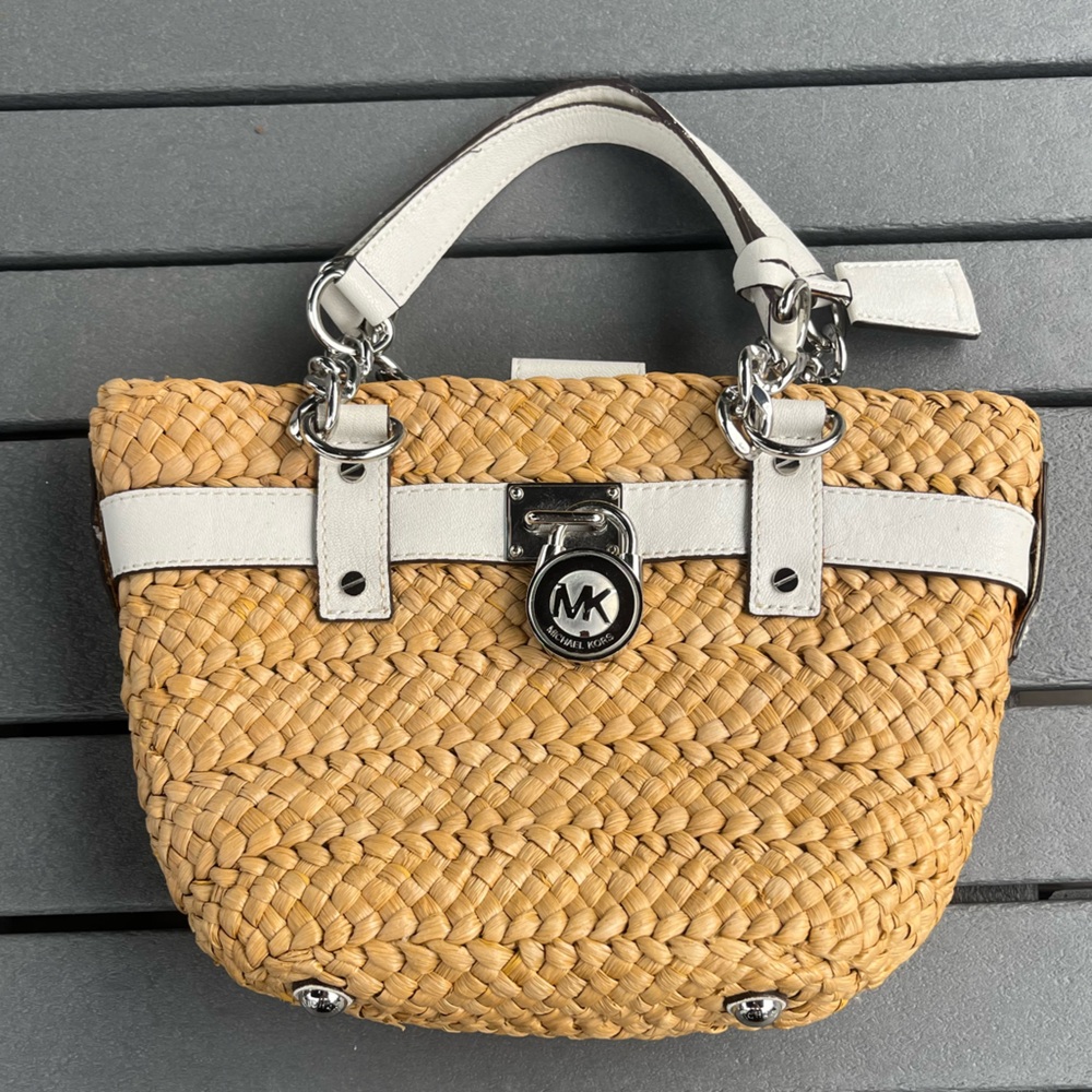 Michael Kors; Straw&White Leather Shoulder Bag; Silver Tone Hardware; 13x4x8.5in